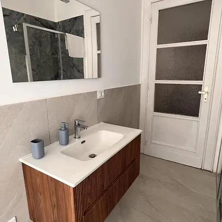 Elegante Deluxe In Centro A * טורינו