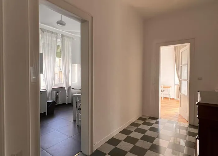 Elegante Deluxe In Centro A Apartman Torino