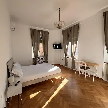 Elegante Deluxe In Centro A Appartement